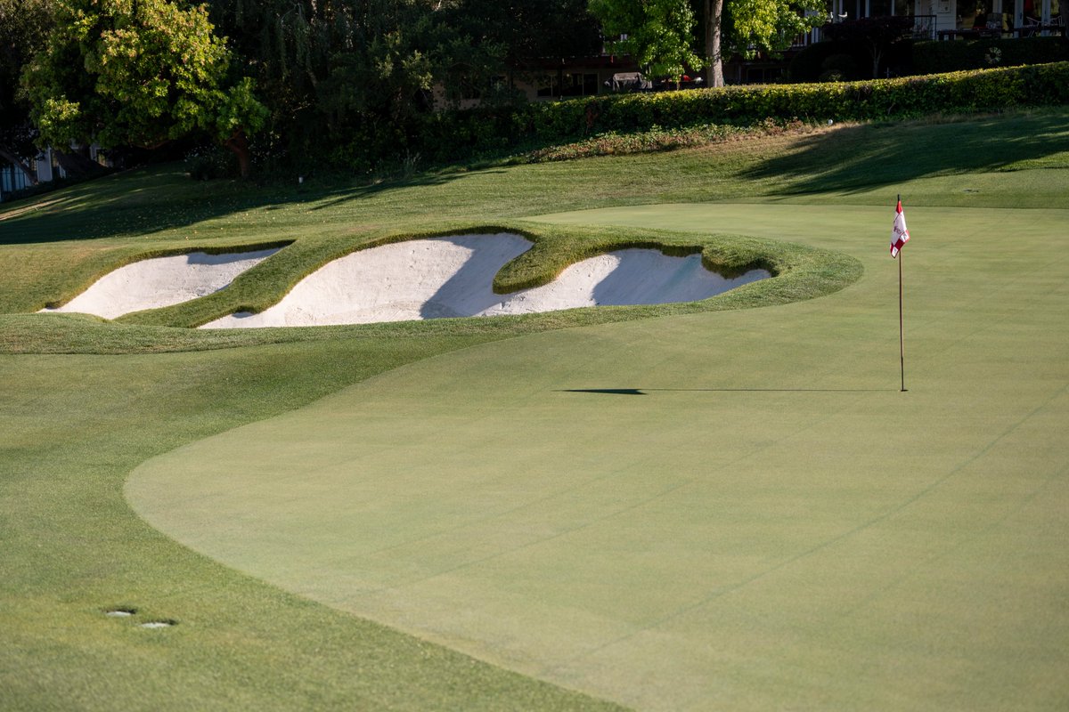 garrett_TFE's tweet image. Pasatiempo was the first great golf course I played, and it means a lot to me. Good to get back there yesterday and see the results of Jim Urbina's renovation. I think the rebuilt 15th, seventh, fourth, and 10th greens (in order below) turned out really well.