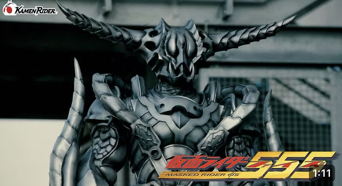 おはようございます。 今日も雨ですね☔ 昨日配信になった動く仮面