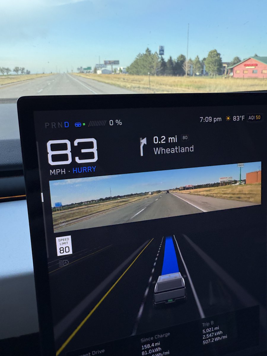 DavidMoss253's tweet image. Tesla trip planner never lies! 0% arrival in Wheatland, WY just now