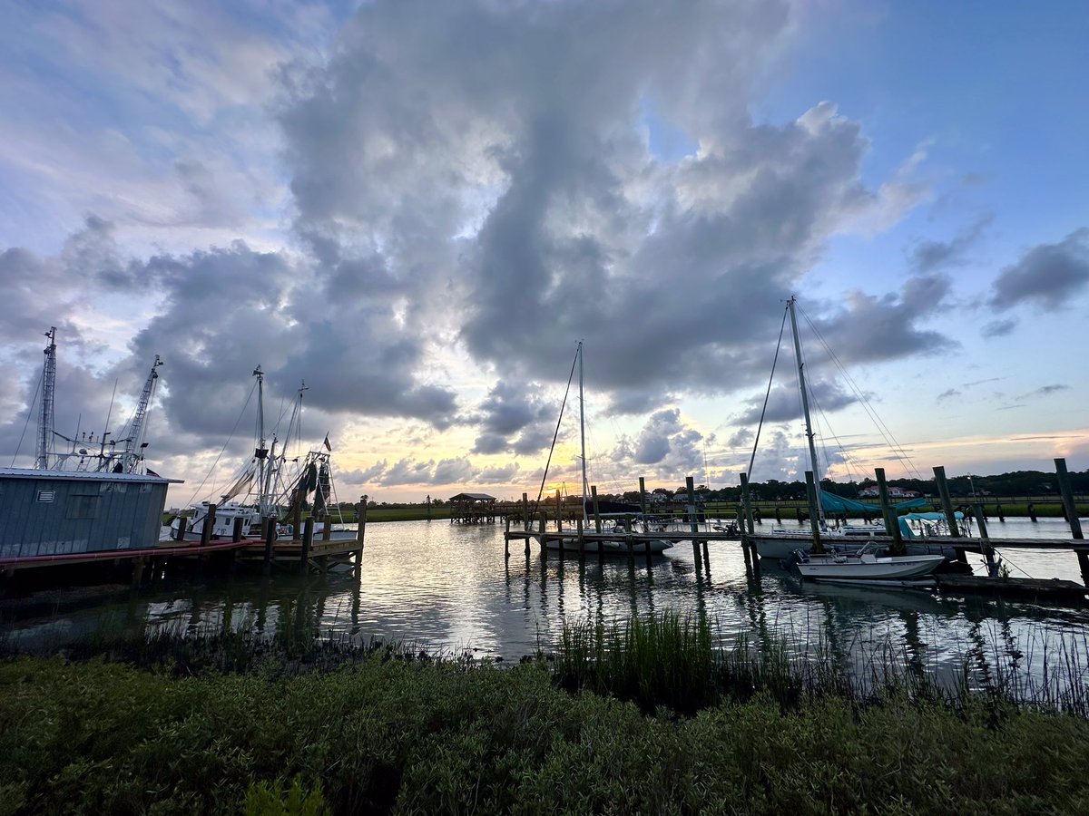 #OV <a href="/SheaGibsonWx/">Shea Gibson</a> <a href="/chswx/">Charleston Weather - chswx.com</a> <a href="/joshmarthers/">Josh Marthers</a> <a href="/RobStormTeam2/">Rob Fowler</a> <a href="/TrooperBob_SC/">Trooper Bob</a> <a href="/StormHour/">#StormHour</a> <a href="/BILLWALSHTV/">Bill Walsh</a>  <a href="/JedChristophWX/">Jed Christoph</a> 
 <a href="/ukreal1/">ukreal1</a> <a href="/QuintinOnCamera/">Quintin Washington</a> <a href="/kenbowmanphoto/">Ken Bowman</a> <a href="/weatherchannel/">The Weather Channel</a> <a href="/RealRileyBenson/">Riley Benson</a> <a href="/saltcowboys/">Saltwater Cowboys</a>  <a href="/JoeySovine/">Joey Sovine Live 5</a>