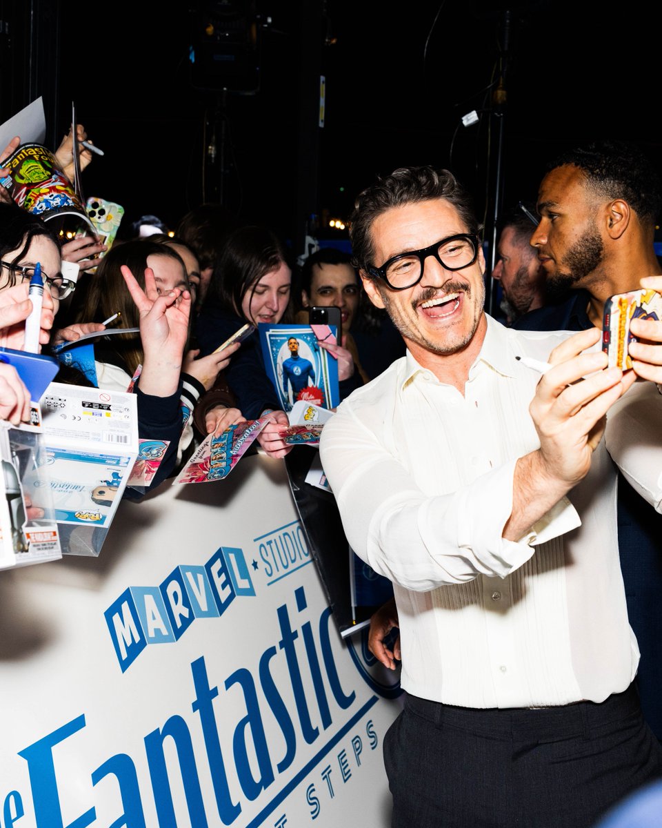 HoytsAustralia's tweet image. A F4️⃣ntastic night at HOYTS Entertainment Quarter. 🤩
Pedro Pascal, Vanessa Kirby, Joseph Quinn and Ebon Moss-Bachrach walked the blue carpet last night at the Sydney Launch Event of #TheFantasticFour: First Steps.