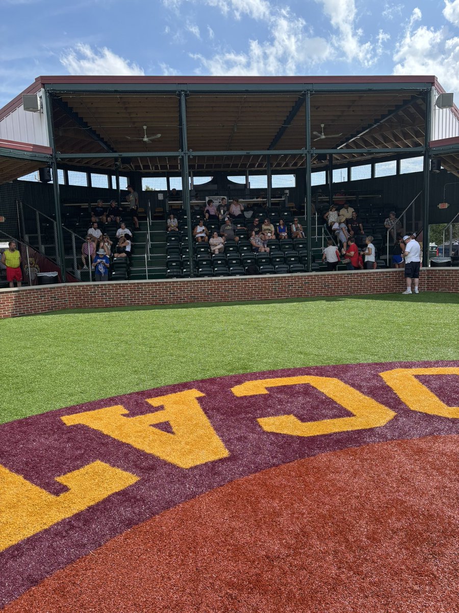 HSBaseballField's tweet image. Kalida High School (Kalida, Ohio) #GoWildcats @KalidaBaseball @AcmeCongress @PrepBaseballOH @MichaelHirnPBP @OHSBCAwebmaster @WOSNScores @KalidaAD #HsBaseballFields
