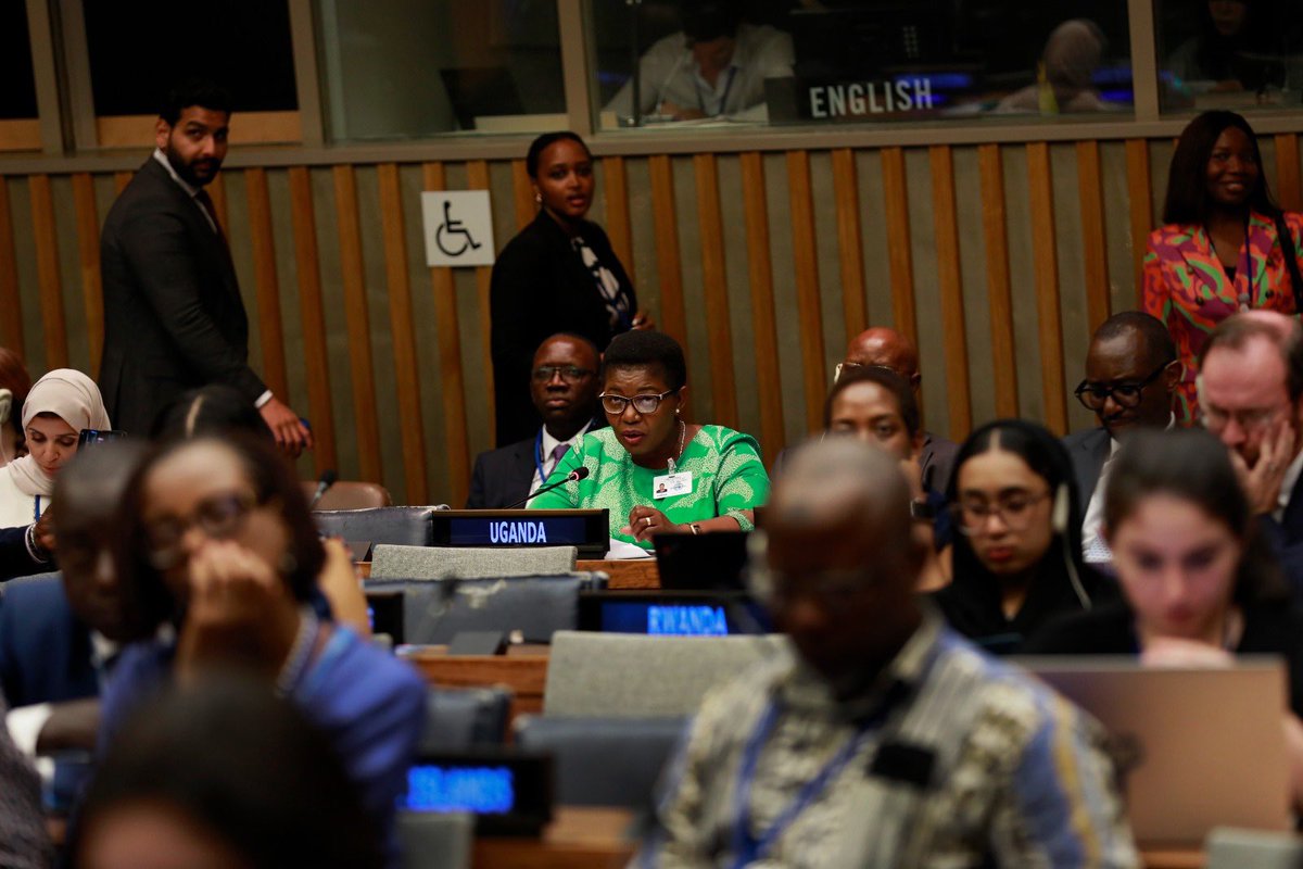 unwomenchief's tweet image. Engaging dialogue today with Member States at #HLPF on #SDG5 - the docking station of all SDGs.
Gender equality is our best solution to realize sustainable development, peace & security #ForAllWomenAndGirls.
With 5 years left, we must scale up & accelerate to deliver the #SDGs.