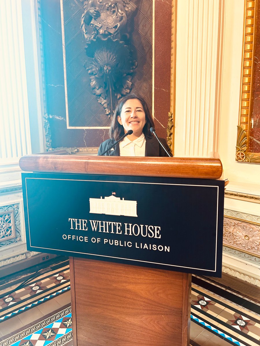 LibreOhio's tweet image. LIBRE was recognized at a White House briefing as trusted leaders at the table, not on the sidelines. We are honored by the invitation as we represent and have conversations to broaden opportunities for our Hispanic-Latino community. #ViveTuAmericanDream #BeLIBRE