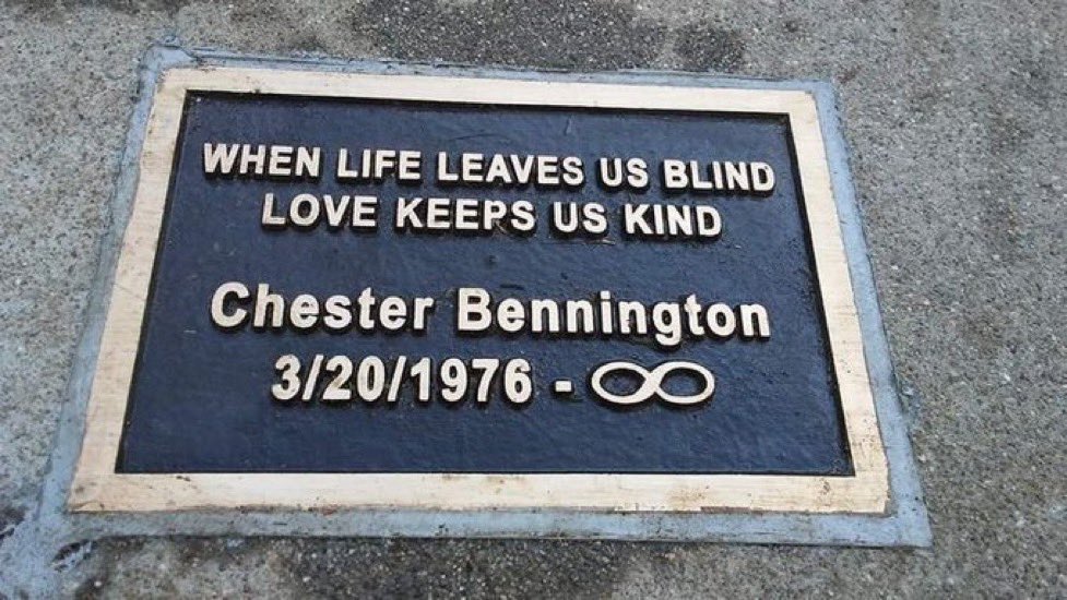 ChesterBe720's tweet photo. July 20th is coming up and I've to say is that yes I do miss him every day and I'm always thinking about him and this year it will be 8 years without him it hurts knowing that he's no longer here with us but he will forever live in his music...🥺🤍 https://t.co/eOQkaCOSaP