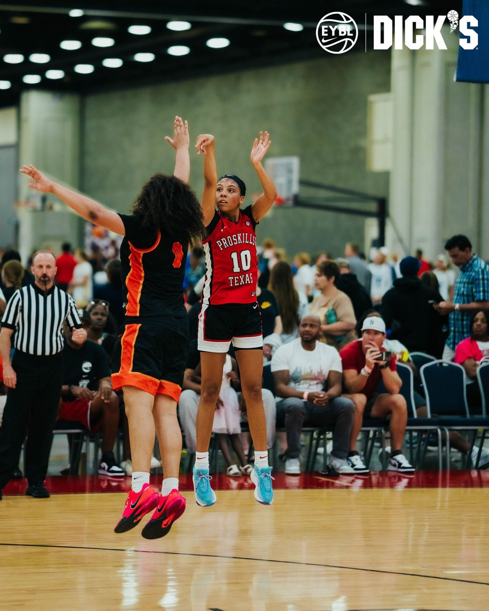 MJDavisTwins's tweet image. #RoadtoChi #2025EYBL 

@ProSkillsGBB 
@NikeGirlsEYBL