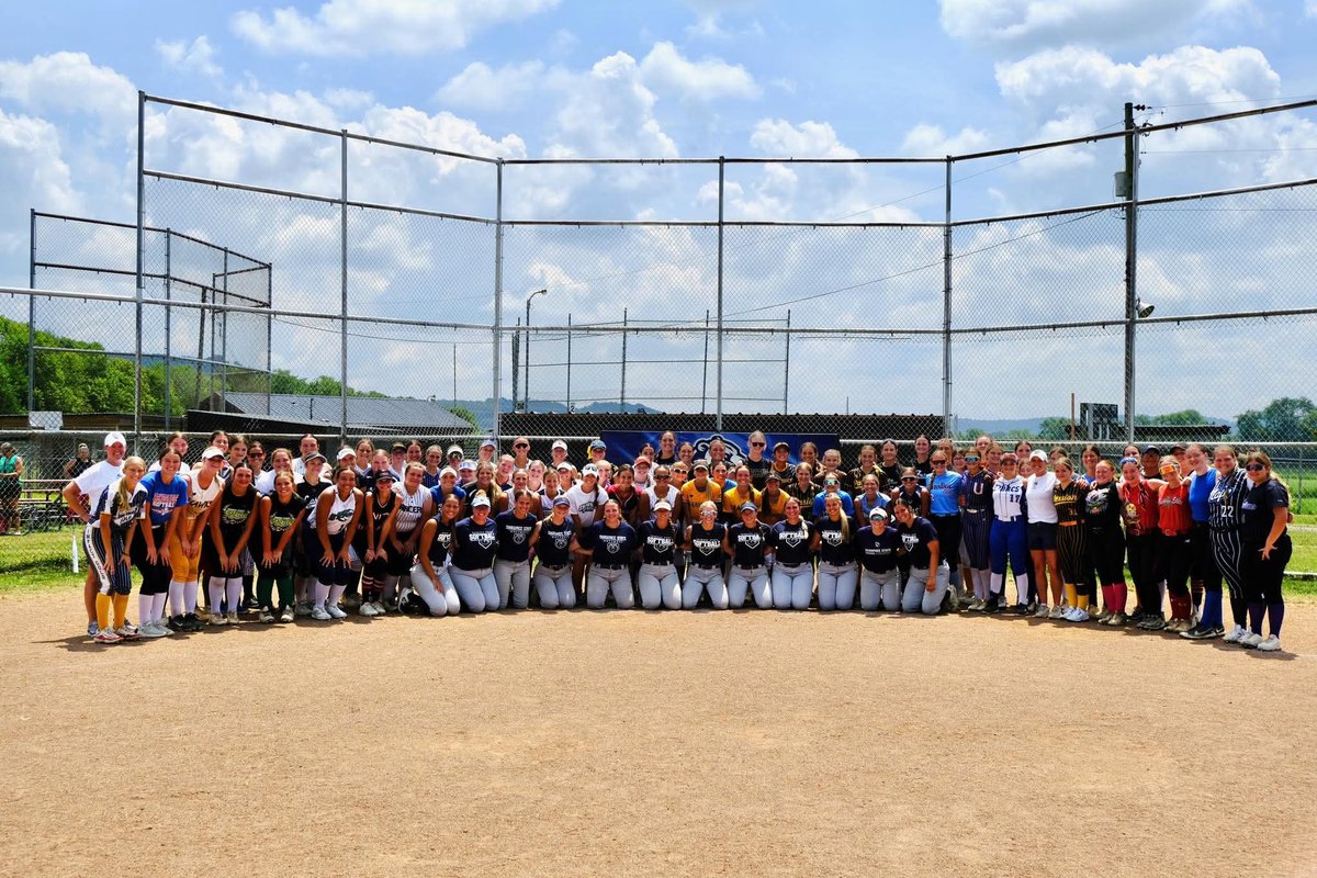 Prospect Camp at Shawnee State University today! I'm glad that I got to connect with some of the players and work with the coaching staff. Thank you <a href="/ShawneeStateSB/">Shawnee State SB</a> ....<a href="/CincyDoom08/">Cincy Doom 08 Barnes</a>