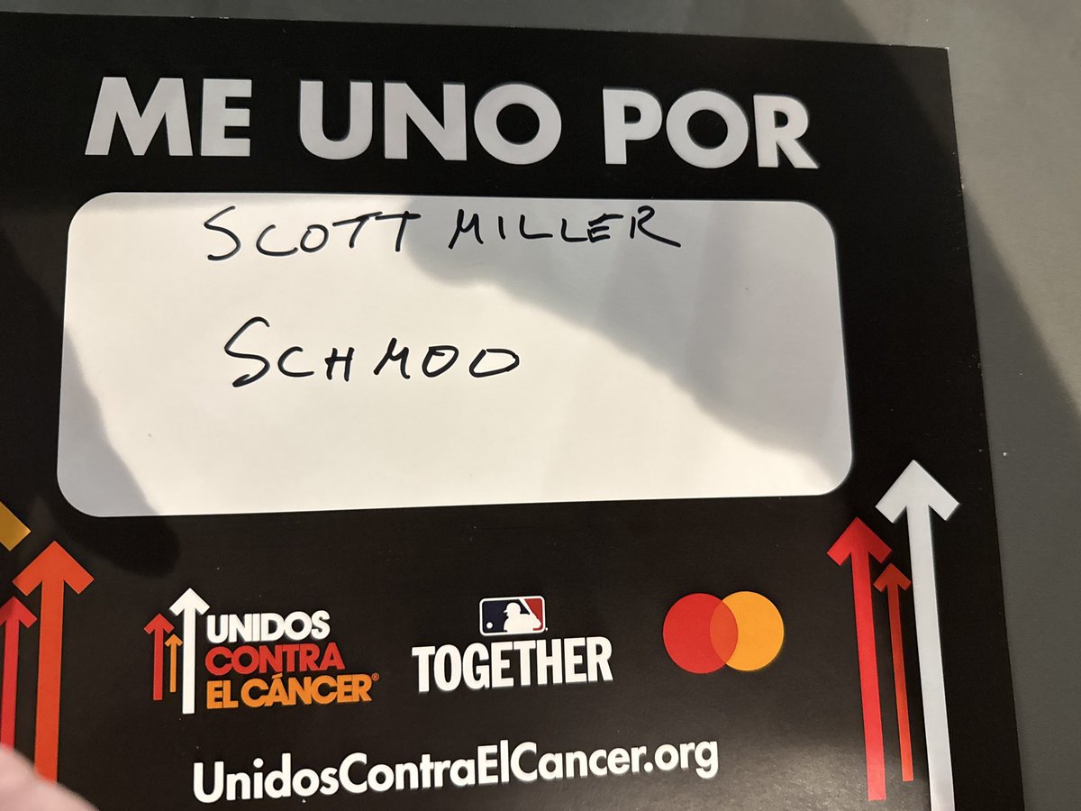 Mike_Ferrin's tweet image. In the last month, lost 2 people that were important in my life. Cancer sucks in any language.