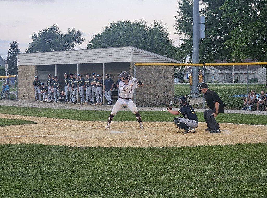 CougarsCascade's tweet photo. Cougars win! Baseball defeats Grundy Center in substate final action to advance to the @IHSAA state tourney! Good luck, Cougs! #chscougs #wdbqschools #ihsaa https://t.co/BCWkCeCsx1