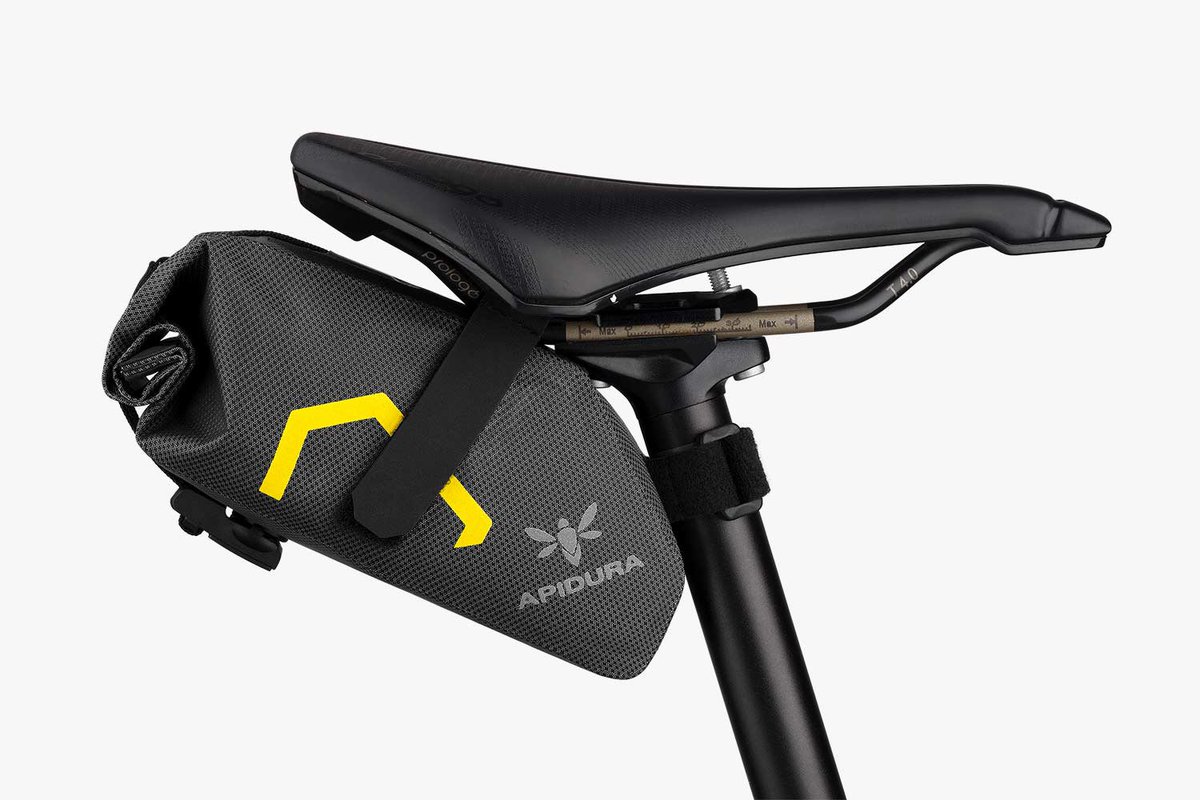 【新品未使用】キャニオンコラボ　アピデュラ　サドルバッグ　ブラック Apidura X Canyon Saddle Pack | CANYON JP