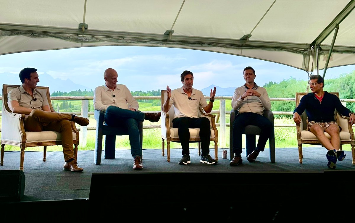 IanCinnamon's tweet image. Time to get real on space and what it takes to invest — and why @ApexSpacecraft is the platform that will allow the U.S. to dominate the New Space Race
Great chat with @_Eric_Romo from @GoToImpulse, @Gedmark from @Astranis, @WillBruey from @VardaSpace moderated by the one and…