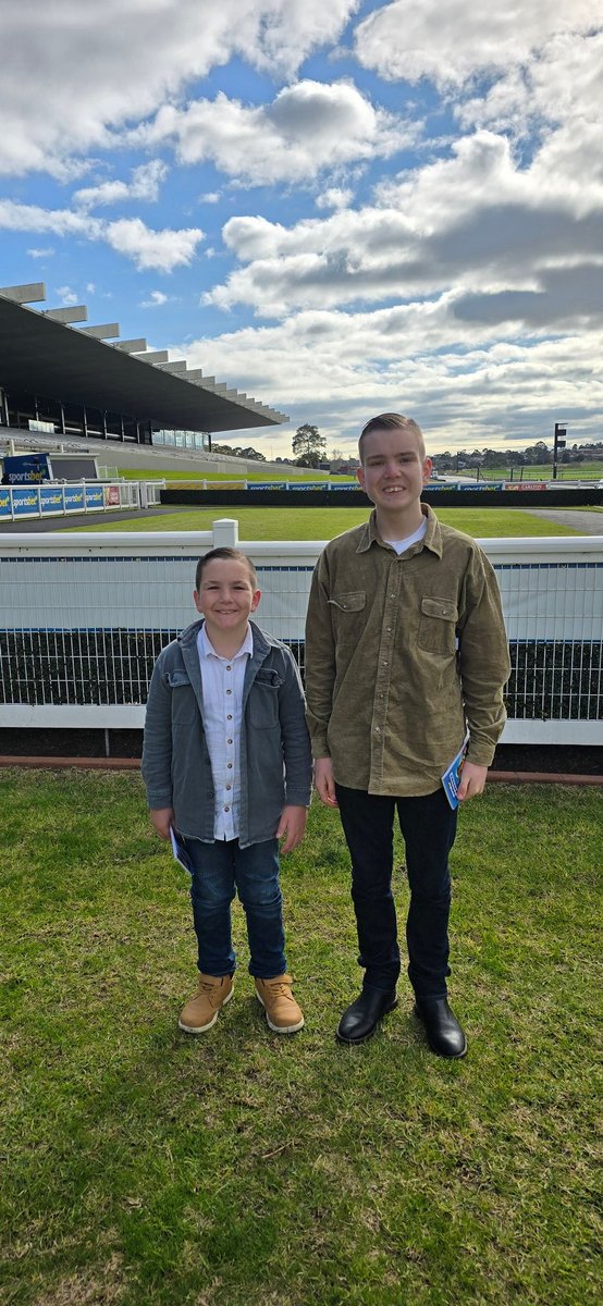 Cracking day ahead <a href="/MelbRacingClub/">Melbourne Racing Club</a>  #Winning #GoYouGoodThing