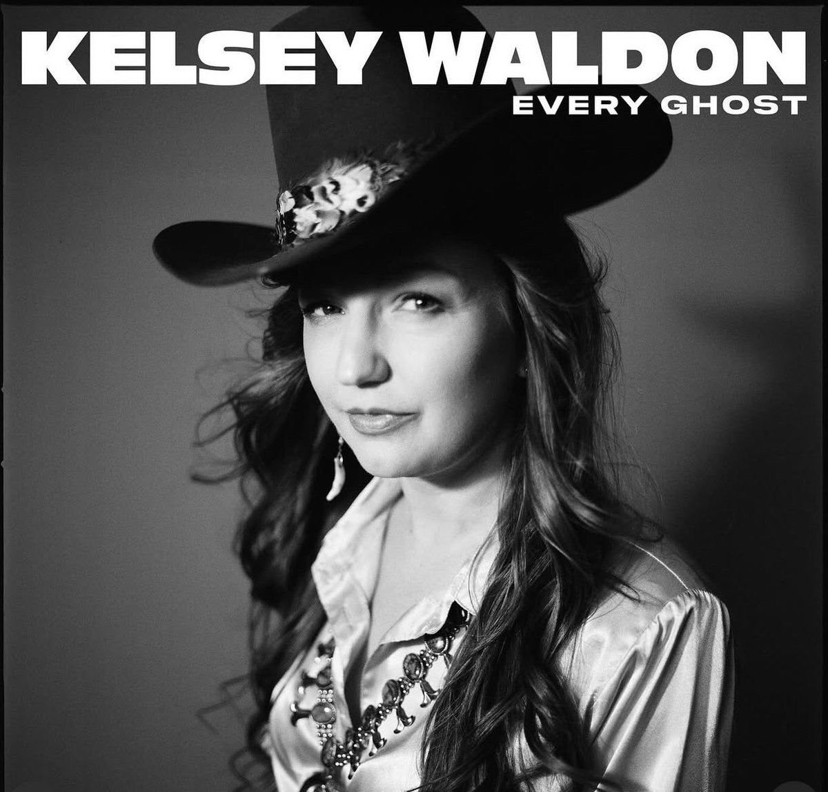 ohboyrecords's tweet image. To our ears, the best traditional country album by a band is “The Price of Admission” by the Turnpike Troubadours. The best traditional country album by a solo artist is “Every Ghost” by Kelsey Waldon. Listen here: ohboy.lnk.to/everyghost?fbc…