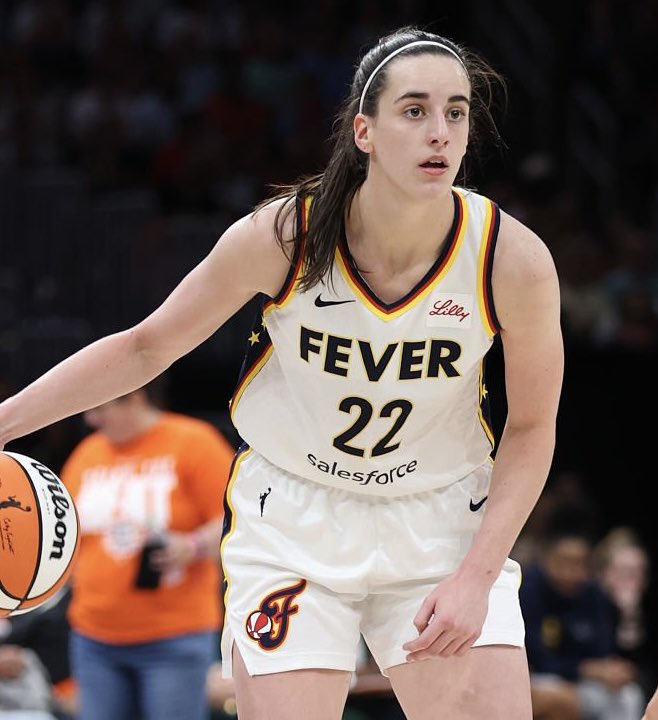 FeverStats's tweet image. Caitlin Clark tonight:
14 PTS
8 REB
7 AST
+21
9 points in 6 minutes in the 4th.