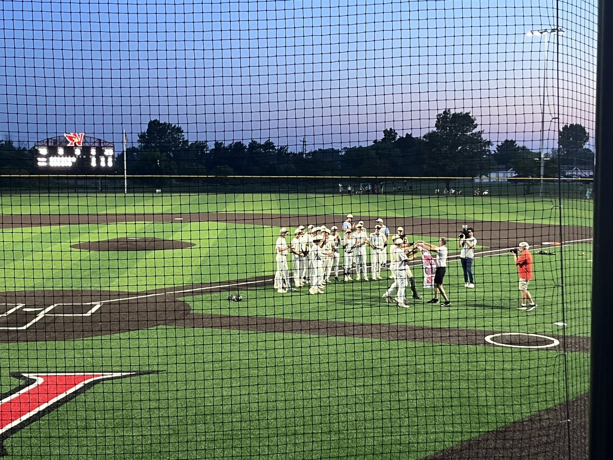 Coach Parkinson (@coachparkinson) on Twitter photo State bound! Letβs go! Proud of you guys - go Hawks <a href="/LSHawks/">Lynnville-Sully CSD</a> <a href="/LSHAWKbaseball/">Lynnville-Sully Baseball</a> State bound! Letβs go! Proud of you guys - go Hawks <a href="/LSHawks/">Lynnville-Sully CSD</a> <a href="/LSHAWKbaseball/">Lynnville-Sully Baseball</a>