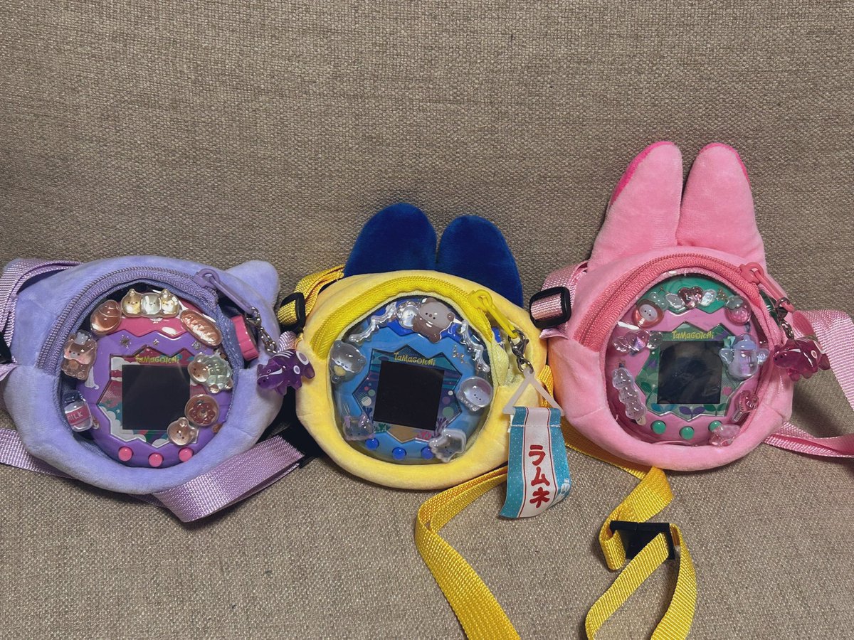 KArisa0212's tweet image. ポーチも本体も！
これでもかってくらい遊びます(　˙▿˙　)☝