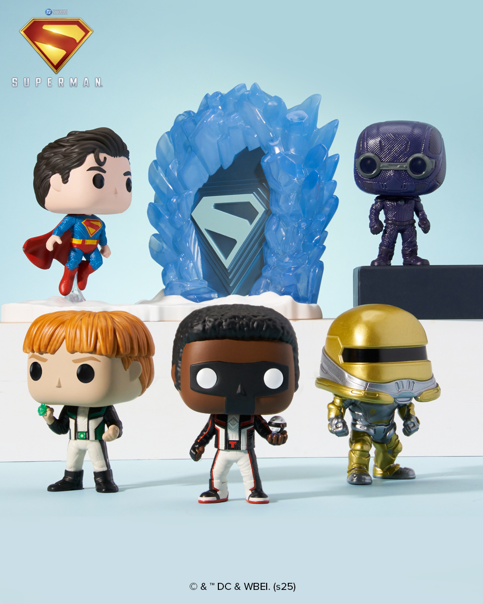 FunkoRP's tweet photo. © | #FunkoRP™  › Update › 𝖯𝖮𝖯 𝖵𝗂𝗇𝗒𝗅.
Don’t mind me, just doing some neck stretches from all the looking up I’ve been doing… 🦸‍♂️ 
Check out the newest #RPSuperman Movie Funko POP! collectibles, then see Superman in theaters now.
🏷️: @LookUpRP. https://t.co/CP5odRYArV