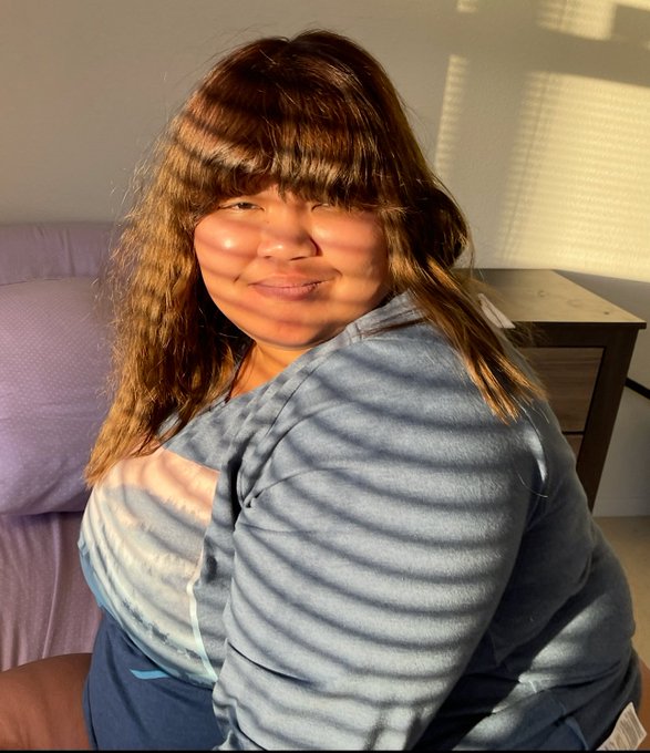 Watch Mila Loves's leaked NSFW photo on TwXstars