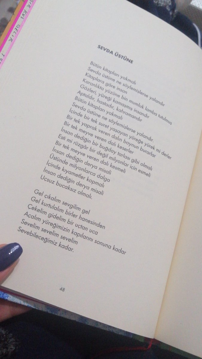 Bütün kitapları yakmalı...