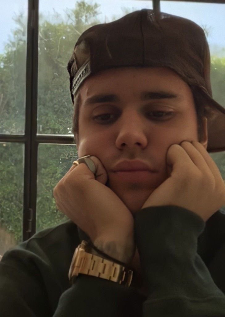 onlybiebby's tweet photo. me when another day has passed and I didn’t see @justinbieber on my notifs https://t.co/aEroJ5jUWd