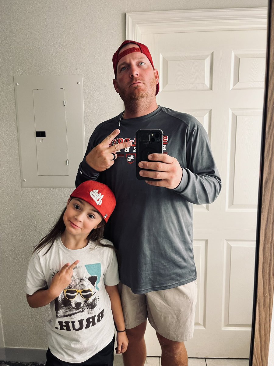 The real MVP when we travel for ball!! #mygirl #daddysgirl #bestsisterever #TNnatsgirl