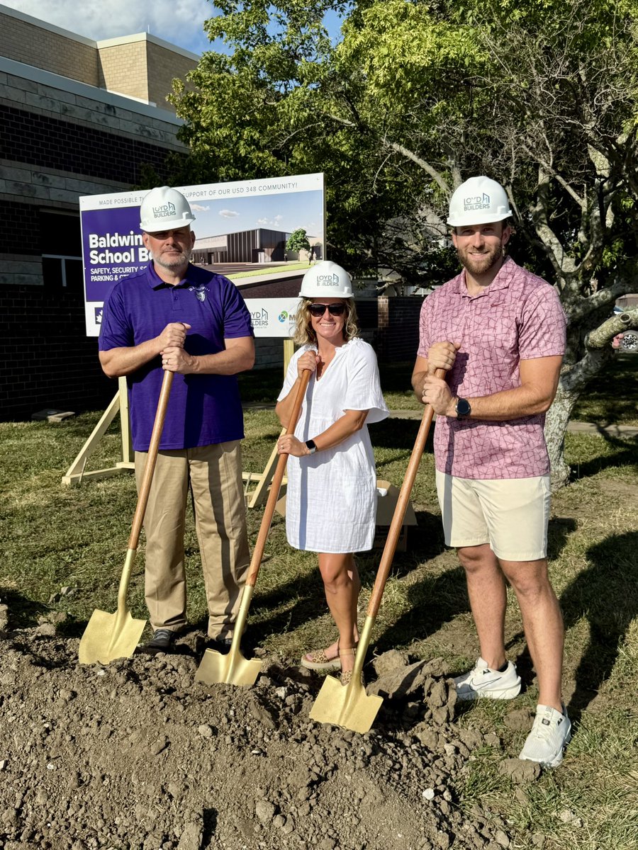 The CTE Expansion ceremonial “ground breaking” was tonight at the building site of the bond project that is starting at BHS/BJHS 👷‍♂️🪏🚧