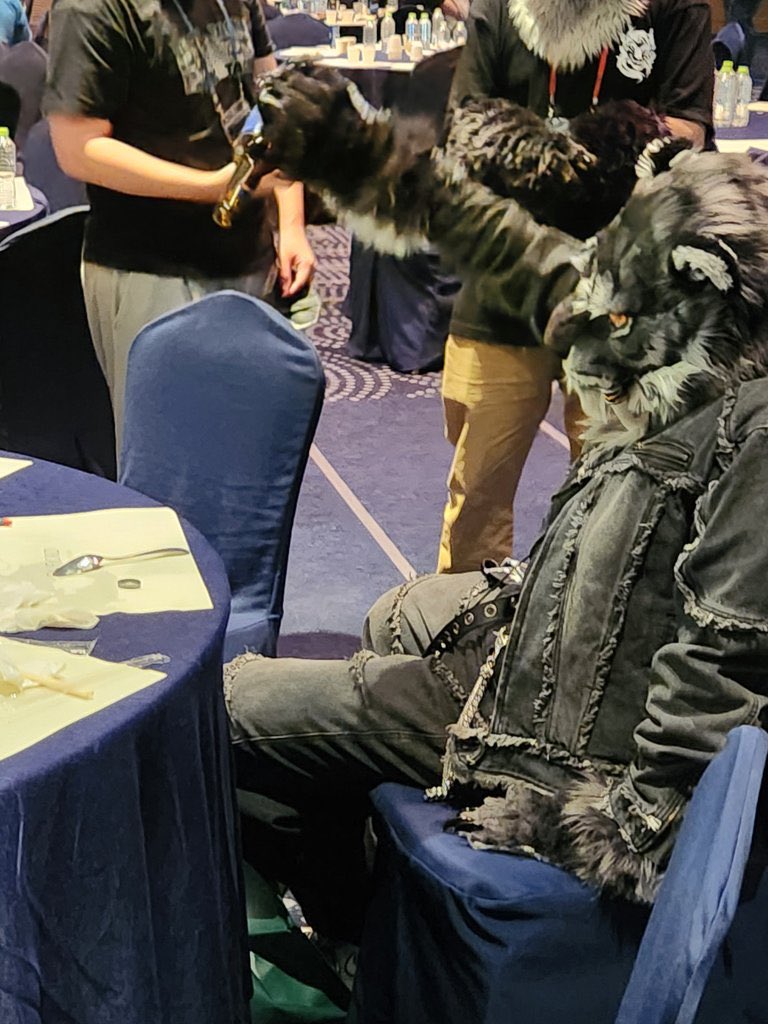 MoreFast15's tweet image. At the ‘Drunken tiger’ lounge
#Furstclass2025