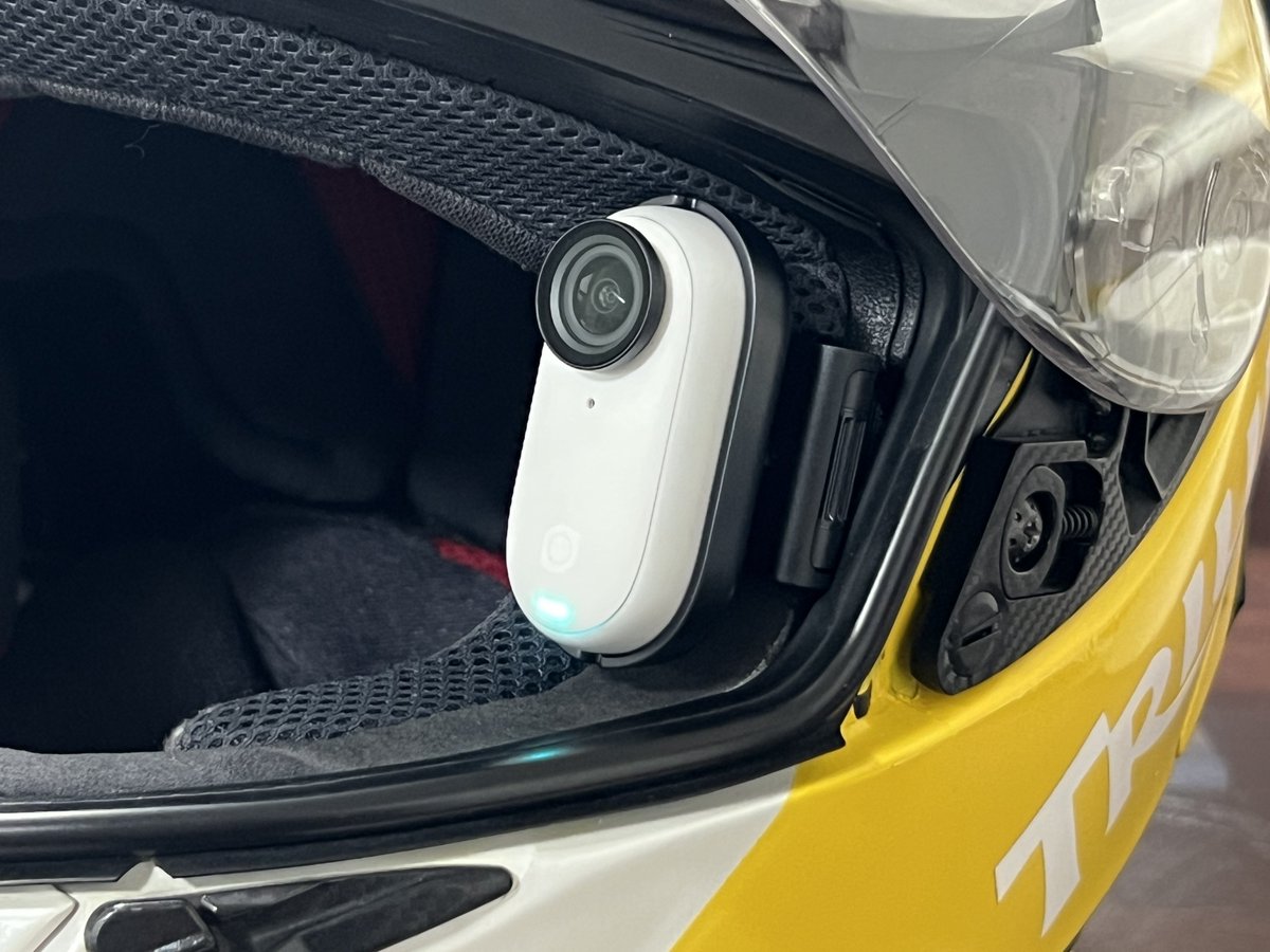 pomp_miki's tweet image. Go3/Go3S用ヘルメットPOVマウント届きました。

気になってたレンズ位置ですが、マウント部が回転式なので上下に変更出来ました👍

#insta360