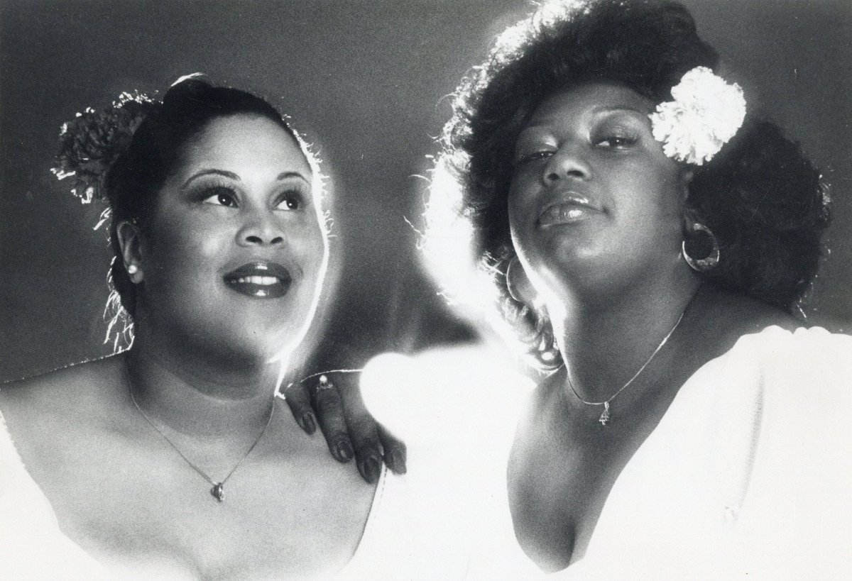 00_injustice's tweet image. izora armstead & martha wash (the weather girls) 🌈🌤☔️