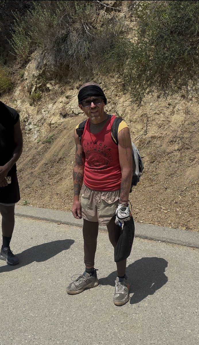 MattSeedorff's tweet image. NEW: The man confronted and detained by hikers for allegedly starting a wildfire in Los Angeles, CA has been identified as Andrew Ocalliham (43).
Hikers say he ignited a fire Sunday along LA’s popular Runyon Canyon trail. They detained him for more than an hour before…