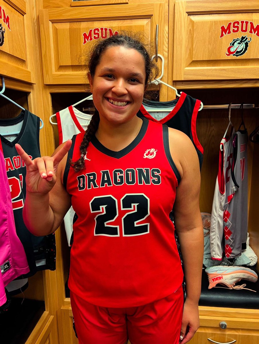 After a great visit with Coach Nelson, Coach Swenson, and Coach Davis, I’m so excited to say I have received an offer to play basketball at MSUM!  <a href="/MSUM_WBB/">MSU Moorhead Women's BBall</a> <a href="/nelsnkar/">Coach Karla Nelson</a> <a href="/Coach_Swenson/">Coach Swenson</a> <a href="/sanfordhoopsfgo/">Sanford Sports Academy - Basketball Fargo</a> <a href="/HoopsRebel/">🏀DGF Girls Hoops🏀</a> #RollDrags 🐉