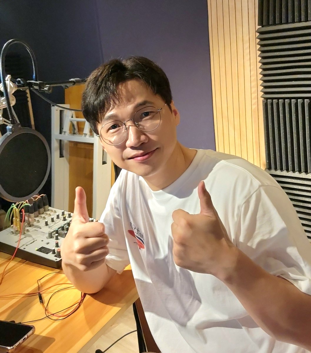 plusdiction's tweet image. 권도일 성우님, 강성우 성우님 "허잇차 세자님" 3차 녹음
고생 많으셨습니다 :)
게임보이스 링크: youtube.com/@Daeinbaes
#플러스딕션 #허잇차세자님 #모바일게임 #권도일 #강성우 #캐스팅 #연출디렉팅 #녹음문의 #녹음실 #성우녹음