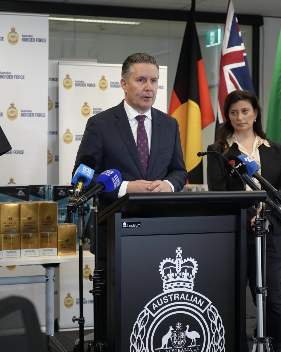 Mark_Butler_MP's tweet image. 12 months on from the vaping reform legislation, we remain resolute to enforce the reforms. Over 10M illicit vapes have been seized in the past year & vaping rates are down for young Australians. It may take time but we’re here for the long haul for a healthier Australia.