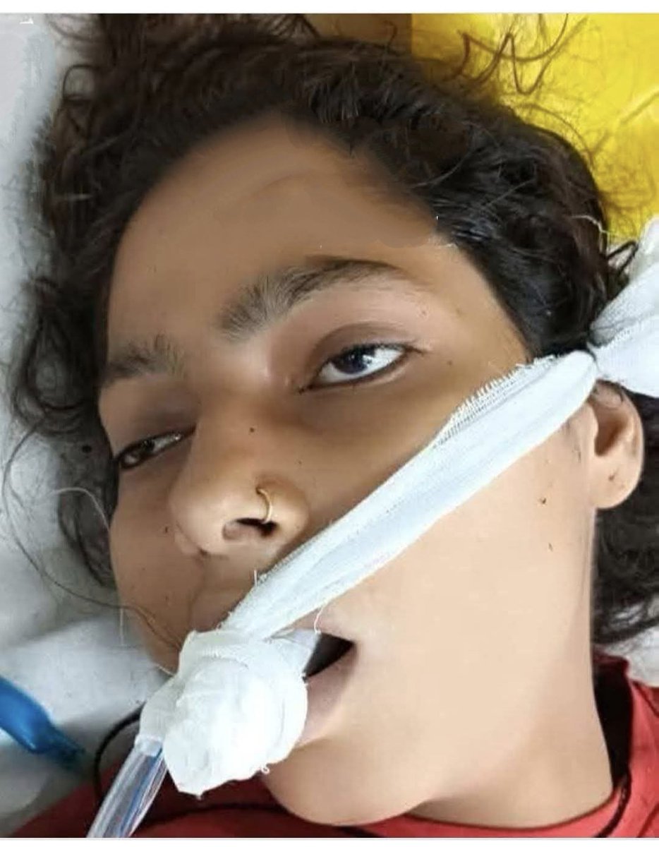 मेरे पड़ोस के डाबरा गांव में मीरा मीणा हत्याकांड के पीड़ित परिवार से मिलने और शांतिपूर्ण न्याय की आवाज़ उठाने पर बीजेपी विधायक और भजनलाल शर्मा ने मुझे थाने से मुक़दमे का तोहफा दिया है। यह मुकदमा नहीं, सरकार का अंत लिखा है। मैं नहीं, इस अन्याय पर समाज और देश इसकी प्रतिक्रिया देगा।