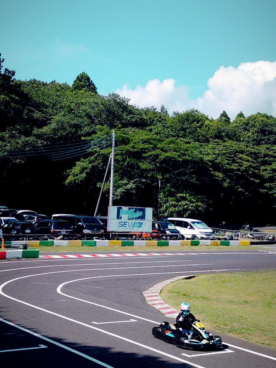 7/13 Quick潮来 短パンカップ 5時間耐久レースお疲れ様でした

リザルト #1 skyhigh  P6 でした！

個人的にチームマネジメントと自分の最低限のペース維持を課題に取り組んでみました。