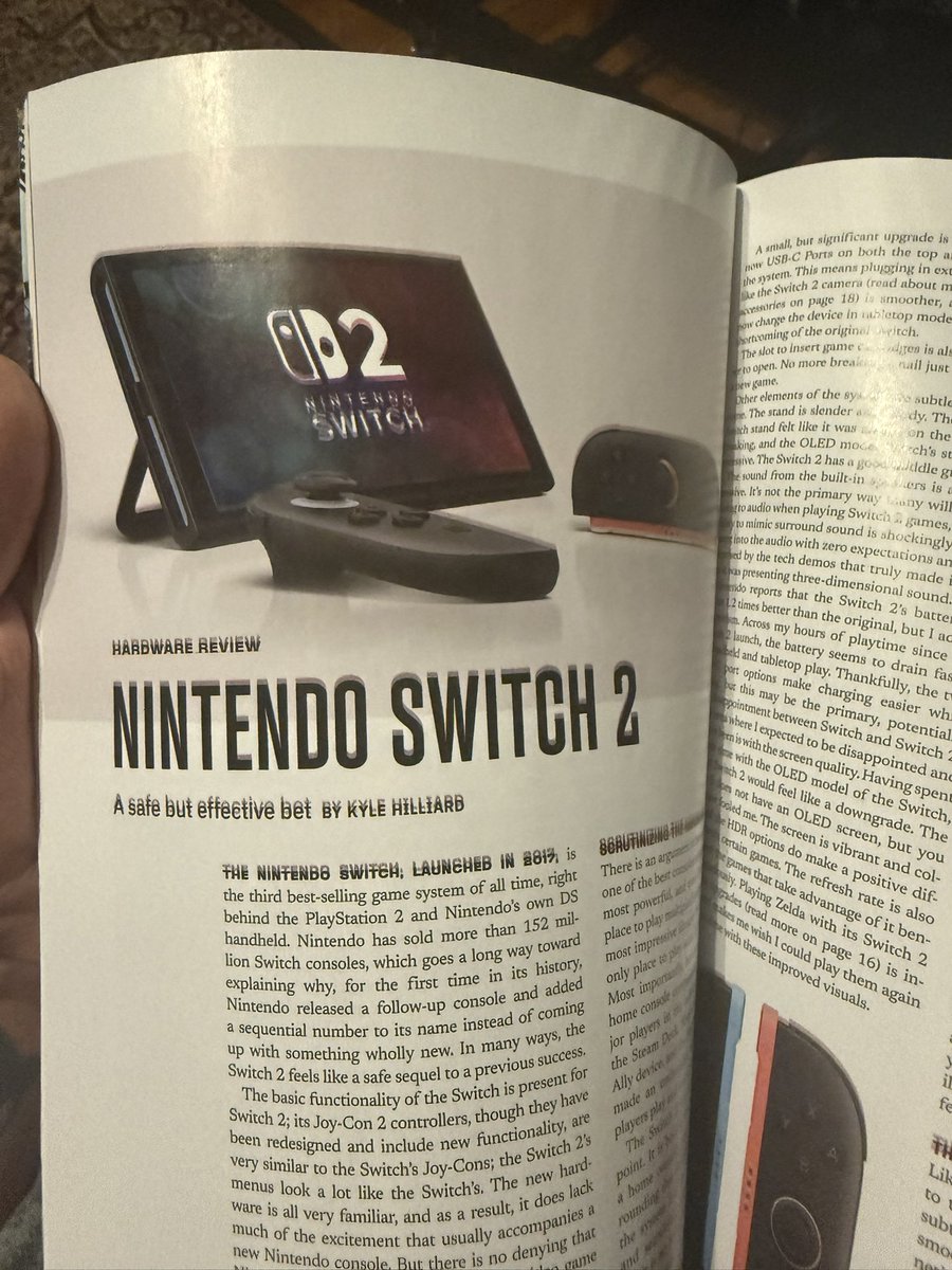 Delriach's tweet image. Happy that @gameinformer is back but why is everything so blurry 😂 feels like I’m supposed to be wearing 3D glasses or something