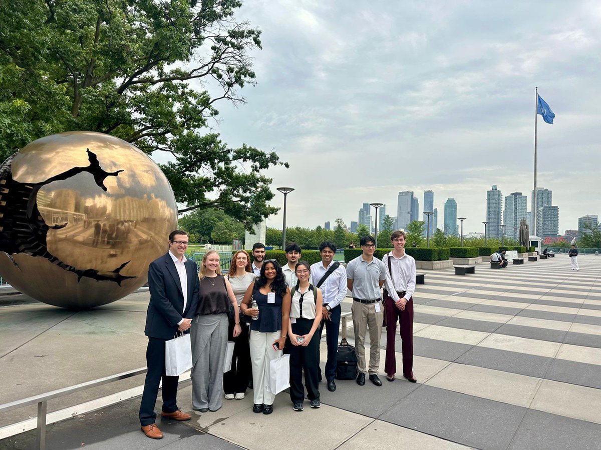 MonashMalaysia's tweet image. Our engineering student Rachit Bhatia is one of ten students selected for the prestigious #GlobalDiscoveryProgram2025, a life-changing opportunity connecting Monash students with alumni leaders in New York City.
We can’t wait to hear about his experience when he returns! 🥳