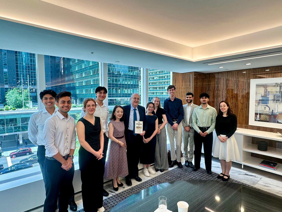 MonashMalaysia's tweet image. Our engineering student Rachit Bhatia is one of ten students selected for the prestigious #GlobalDiscoveryProgram2025, a life-changing opportunity connecting Monash students with alumni leaders in New York City.
We can’t wait to hear about his experience when he returns! 🥳