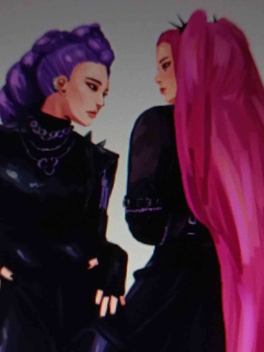 the_ashenhunter's tweet image. i'm a reveluv first, hunter next
it's going welll
#KPOPDEMOMHUNTERS #rumira