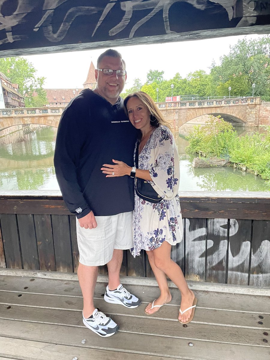CoachTsimon's tweet image. Anniversary #19!
A first ballot hall of fame coach’s wife!!
