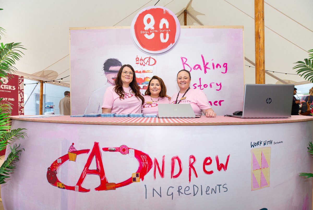 AndrewIngred's tweet photo. We’re thrilled with our 80th artwork, created by the incredibly talented Rickydrewapiccy. 🙌
#BakingHistoryTogether #AndrewIngredients80 #Ai80 #80thAnniversary #FamilyBusiness #WorkWith #WorkWithAndrewIngredients #AndrewIngredients #BakingHistory #Artwork #Artist https://t.co/nkZRPP6PWv