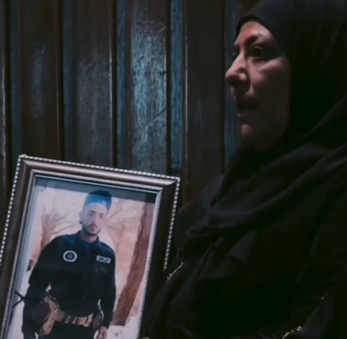 celinekasem's tweet image. Talks of around 250 martyrs of Syrian security forces, our mothers continue to pay the cost and lose their sons…
Their sons who were 6 or 7 years old in 2011 who haven’t seen anything of this world except for bombardment, death, and displacement.