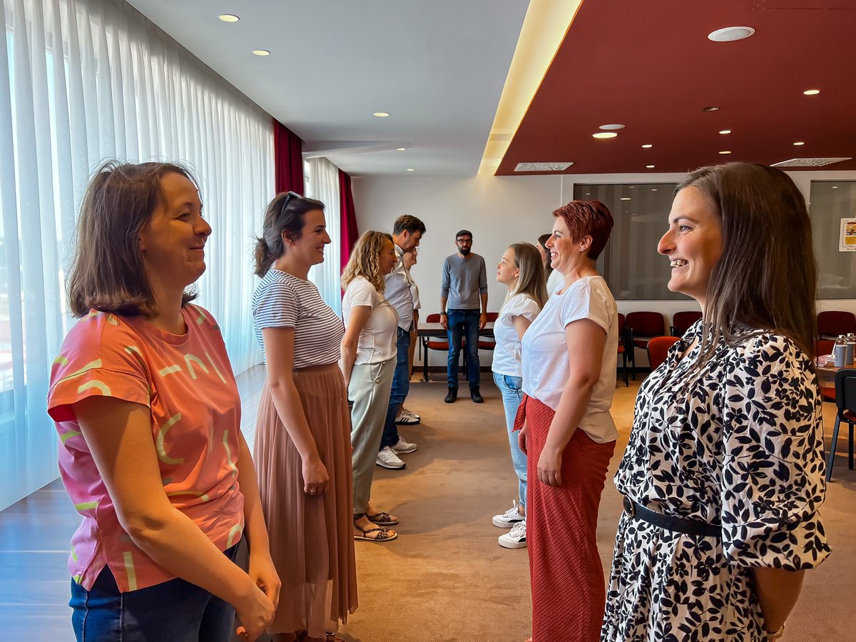 IOMBiH's tweet image. Building trust through local partnerships and shared priorities, a story from B&H 🇧🇦 is featured in the
@UNPeacebuilding newsletter.
It highlights the #SPSC project by @IOMBiH & @UNDPBiH, in partnership with @UN_BiH, with @UNPeacebuilding support.
🔗bit.ly/4nR9Va9