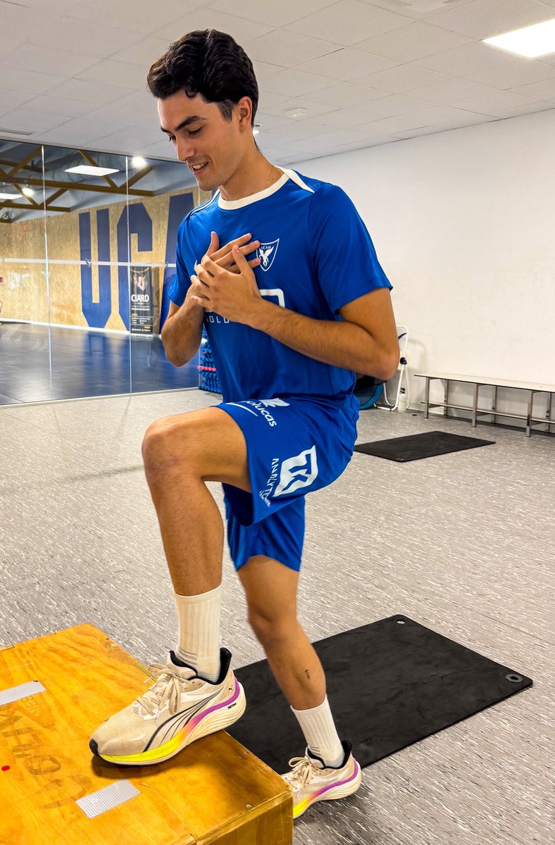 .<a href="/maarcossperez/">Marcos Pérez Sevila</a> 🤜🏻🤛🏻 Montoya

📍 <a href="/UCAMSportCenter/">UCAM Sports Center</a>