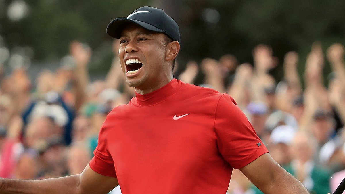 ROLEX's tweet image. In 1997, @TigerWoods became the youngest World No. 1 in men’s golf at the age of 21. One of sport’s biggest personalities and a member of the #RolexFamily, he reveals a keys to his success: a putter he has used for 25 years. More on bit.ly/_TigerWoods #Reachforthecrown
