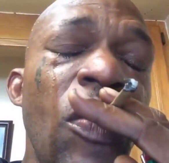 MikoLOLO_'s tweet image. lord fukusaku 🐸: "i'm afraid jiraiya boy has died in battle."
15 year old me: