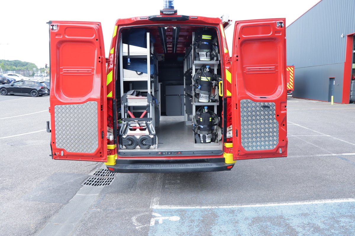 Véhicule Risques Technologiques #vrt 🚨

Nous remercions Service <a href="/SDIS88/">Sapeurs-Pompiers des Vosges 88</a>  Départemental d'Incendie et de Secours des Vosges ( sdis88 ) pour leur confiance.

🚒 <a href="/IVECO/">IVECO</a>  

#sdis88  <a href="/LaFrenchFab/">La French Fab</a>  #pompiers #secours