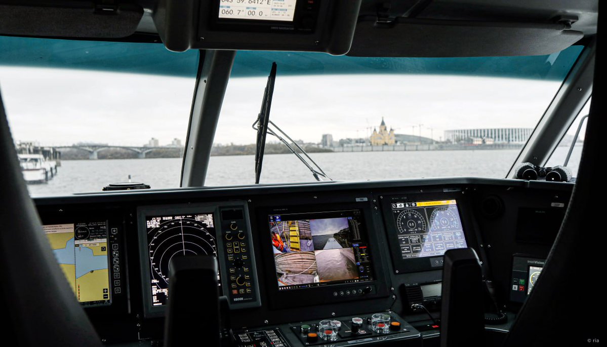 Russia's tweet image. ๐ฌ๐ We're making #hydrofoil travel great again in @Russia!
Starting today the newgen #Meteor120R opens another regular route: 1200 km from Nizhny Novgorod to Perm on water at 65 km/h!
๐ท๐บ #VisitRussia to explore the capitals of the Volga & Kama regions via rivers