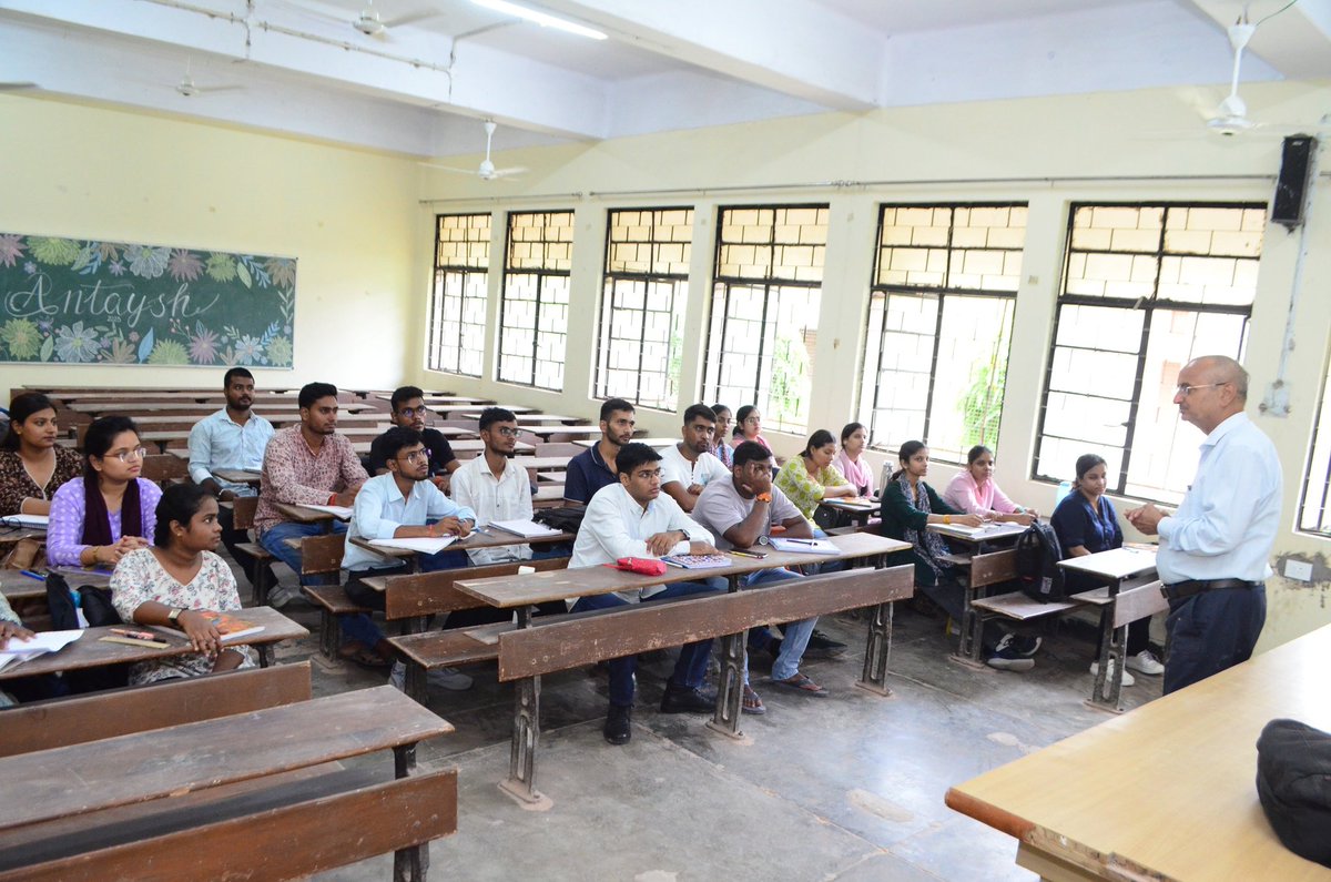 Deen Dayal Upadhyaya Gorakhpur University tweet media