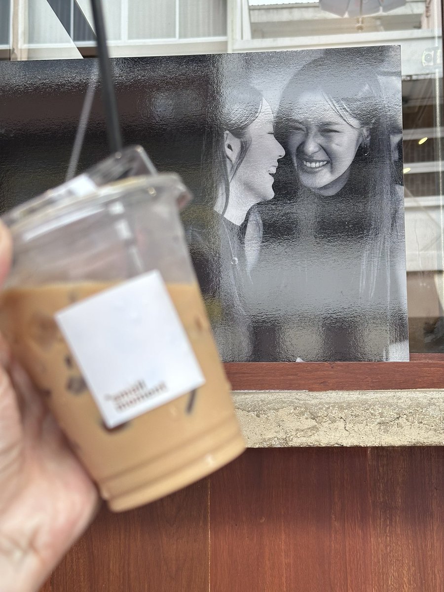 fujiffilm's tweet photo. Một khoảnh khắc nhỏ thôi 🩵💛

📍Small moment, Chula 50

#TheArtofNamtanFilm
#BDPartyNAMTANTOPIA 
#Filmracha25thBD https://t.co/BRISWBS4qt